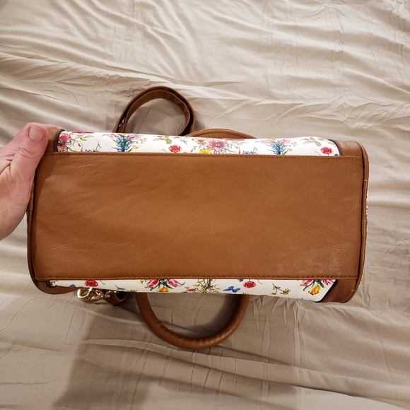 "Call it Spring" Hummingbird Handbag - Picture 13 of 13